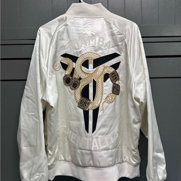 Nike White Performance Jacket - Picture 4 of 4